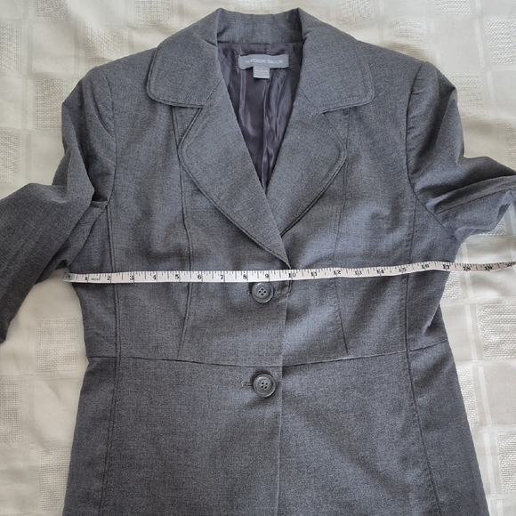 Sophisticated Charcoal Blazer for Women - Picture 8 of 16